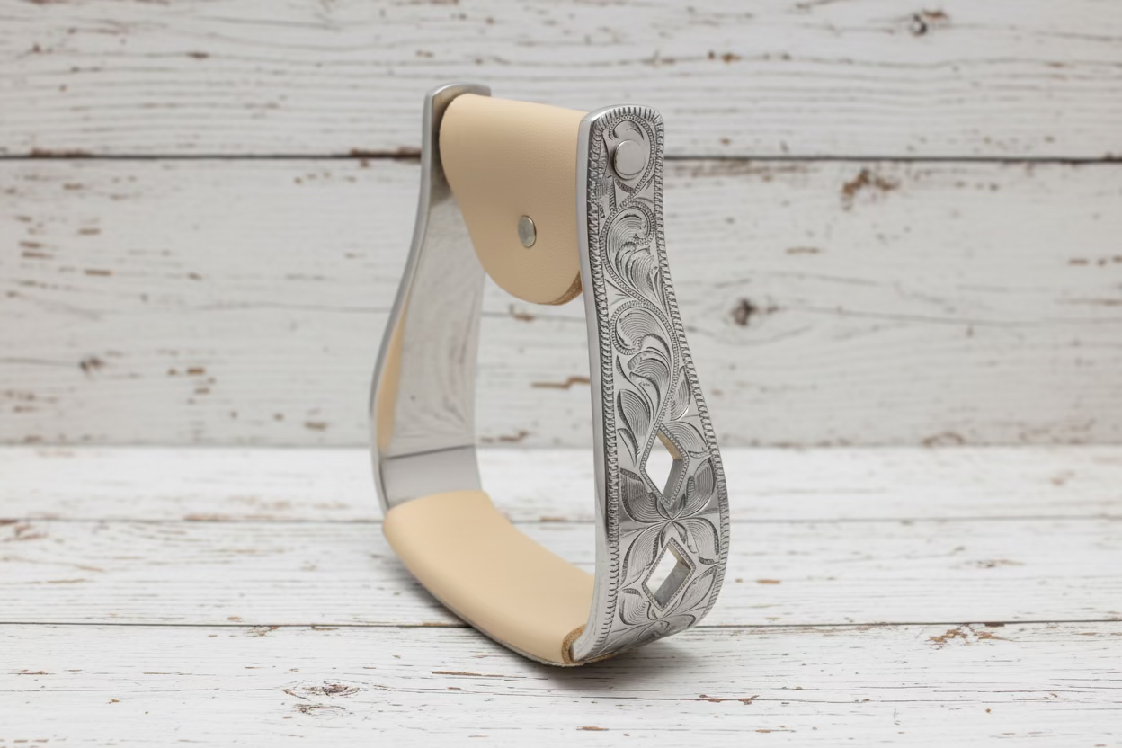 Étriers western de show aluminium gravé motif losanges Cut Out Diamonds, élégants et légers