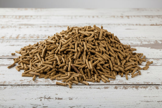 supplément articulaire pour chevaux riche en acide hyaluronique et chrondoitine, sous forme de pellets