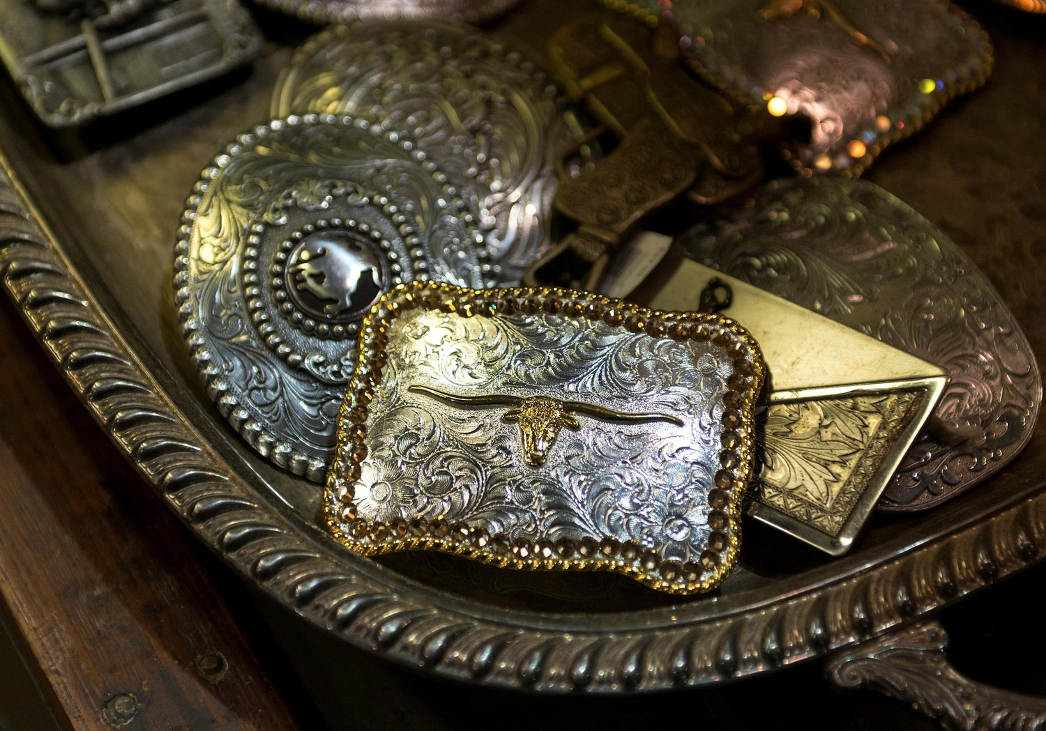 Accessoires du Cavalier Western : Ceintures, Chaps & Équipement