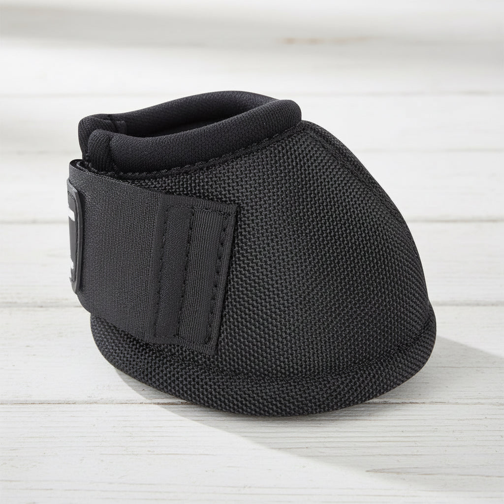 Cloches western Classic Equine DynoTurn noir pour la protection des sabots du cheval
