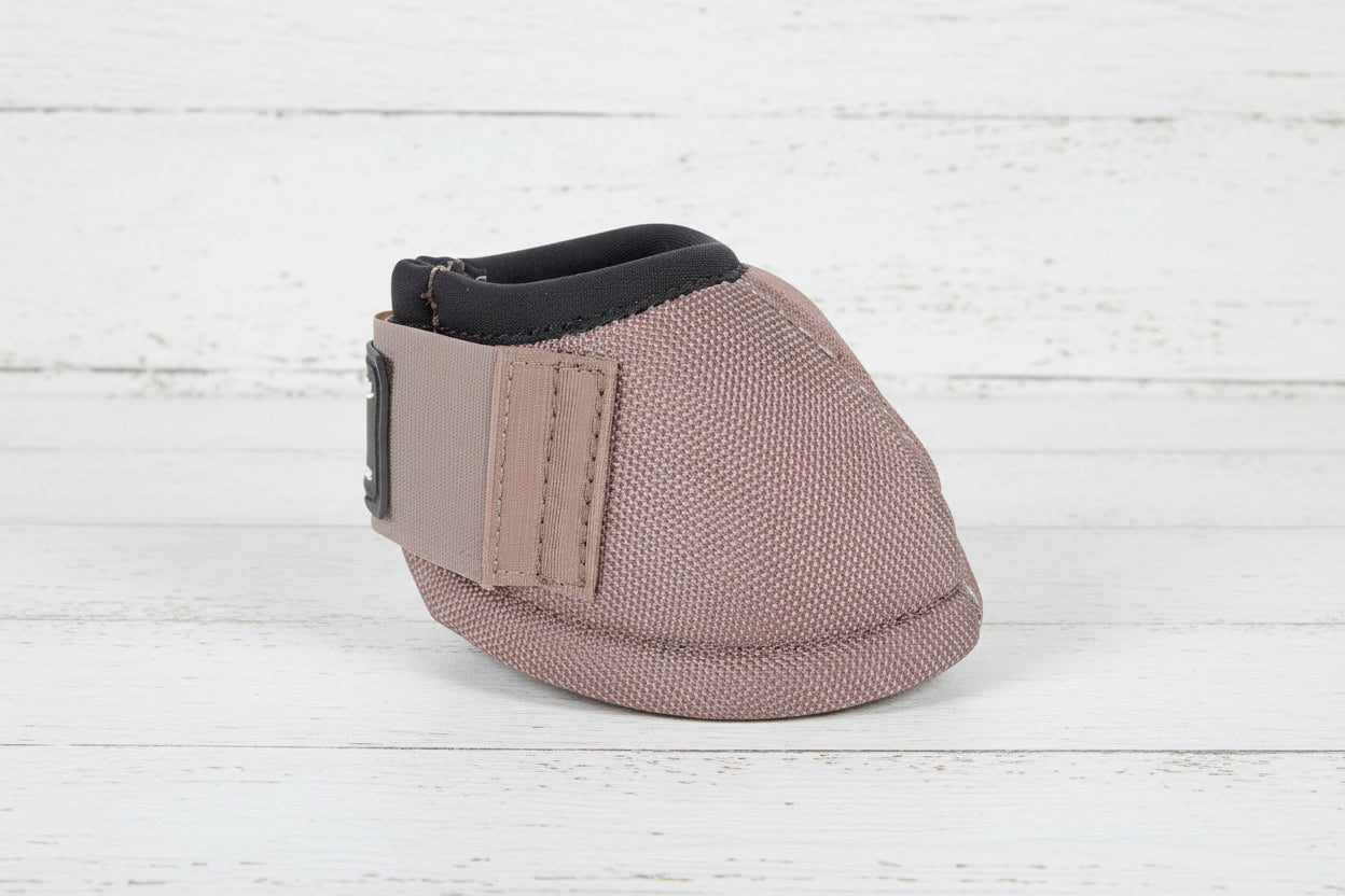 Cloches western Classic Equine DynoTurn Sable pour la protection des sabots du cheval
