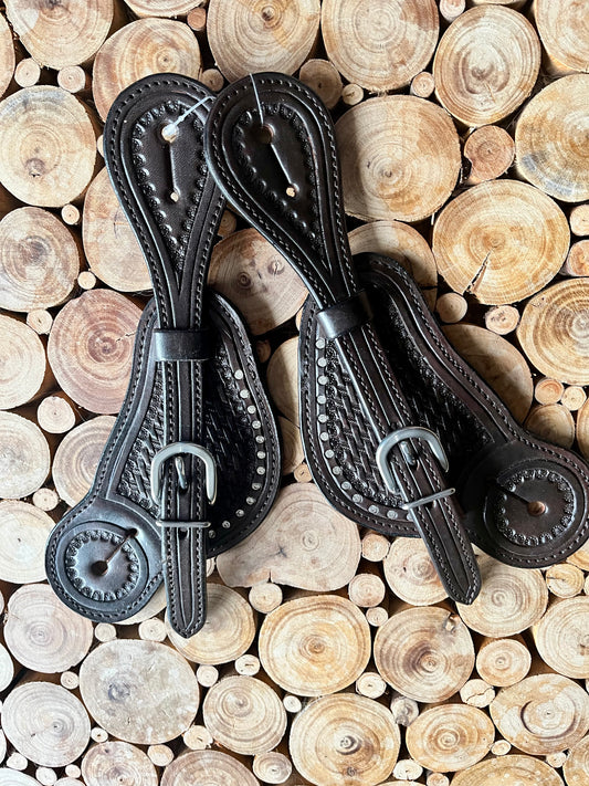 Lanières d’éperons à strass dark oil motif basket