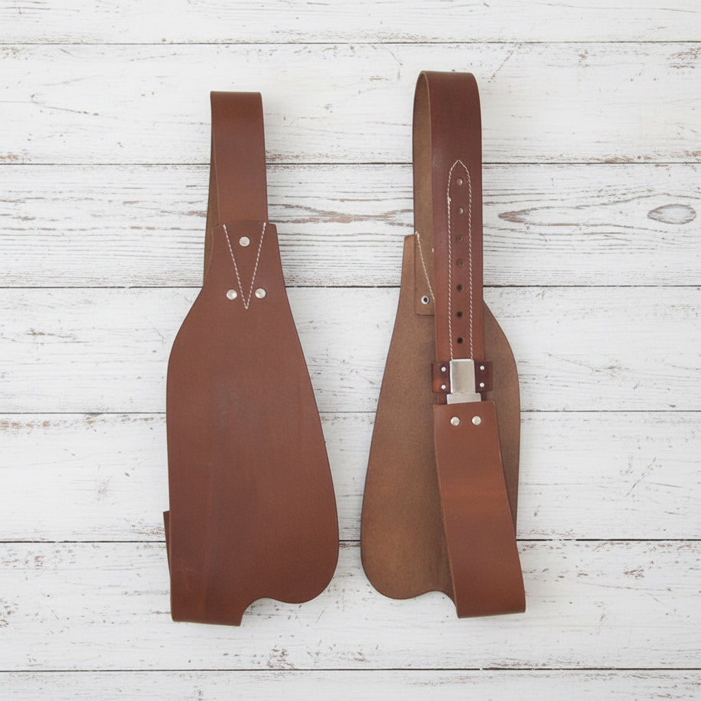 fenders en cuir de la marque lakota