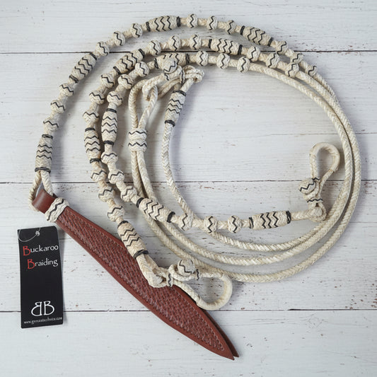 Rênes Romal BBR074 en rawhide naturel et noir pour équitation western de show.