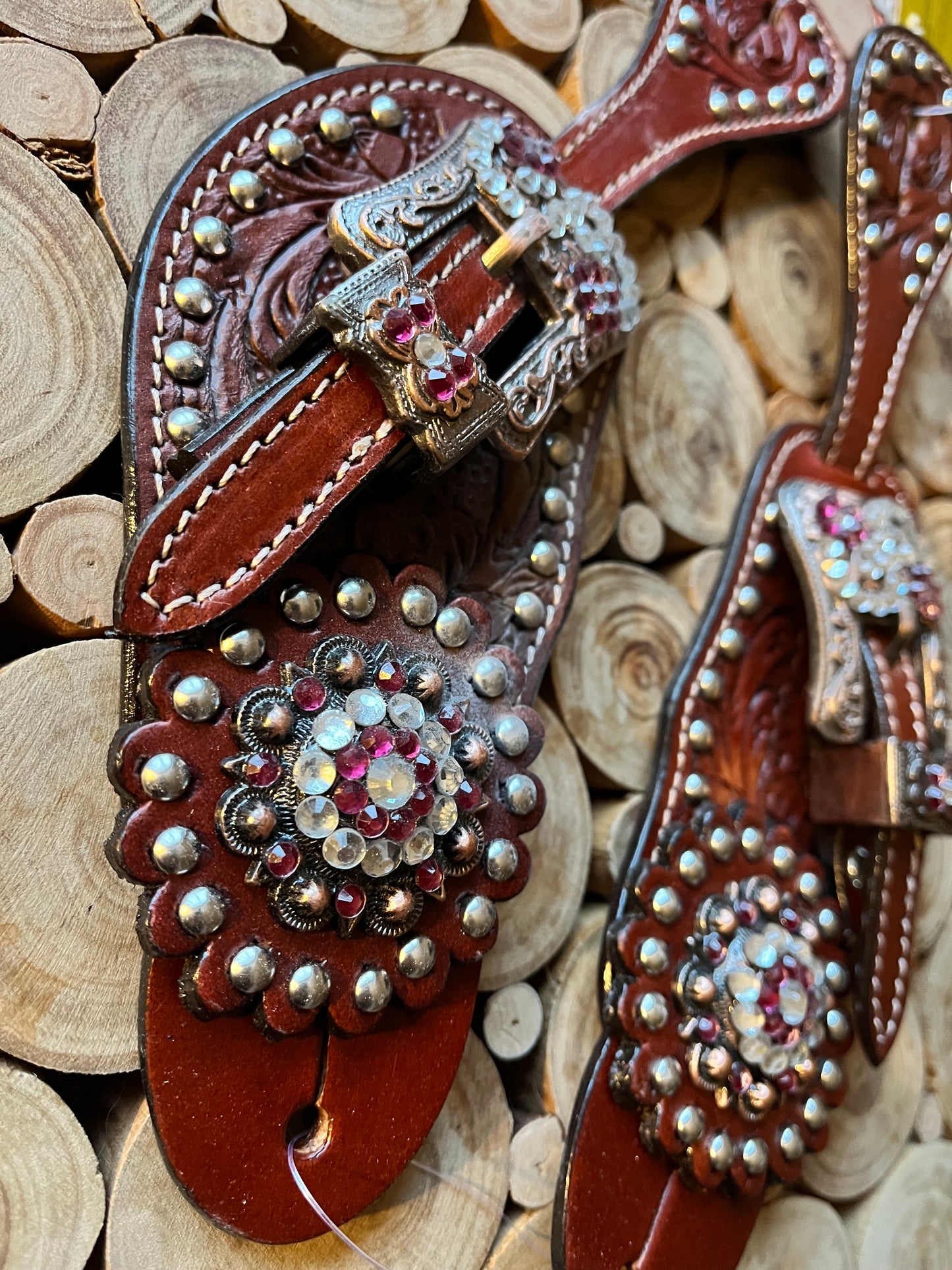 Lanières d'eperons de show rose pour femme