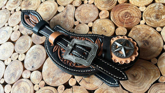 Lanières d'éperons bicolores avec conchos étoile Texas