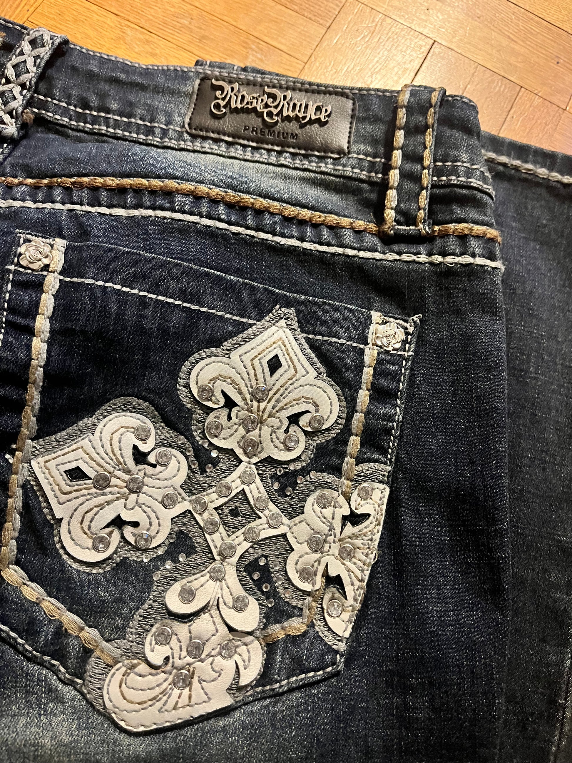Rose Royce Jeans Angela jean western femme bootcut bleu délavé avec strass et surpiqûres décoratives-2