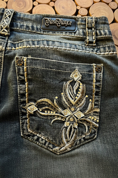 Rose Royce Jeans Celine jean western femme bootcut denim foncé avec broderies florales et strass, zoom poche de droite