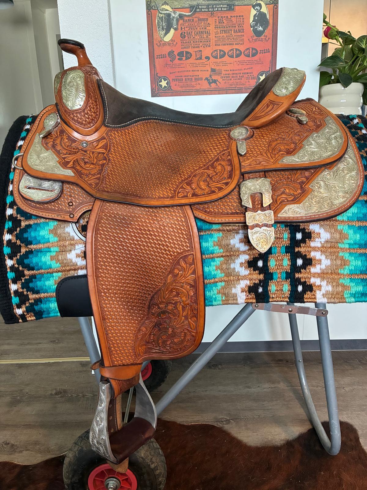 Selle western Billy Cook Show 16 pouces chestnut huilé style show - selle western américaine de dépôt client pour cheval