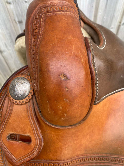 Selle de reining Tom Winter arçon 56 siège 15,5 pouces pour performance western accroc
