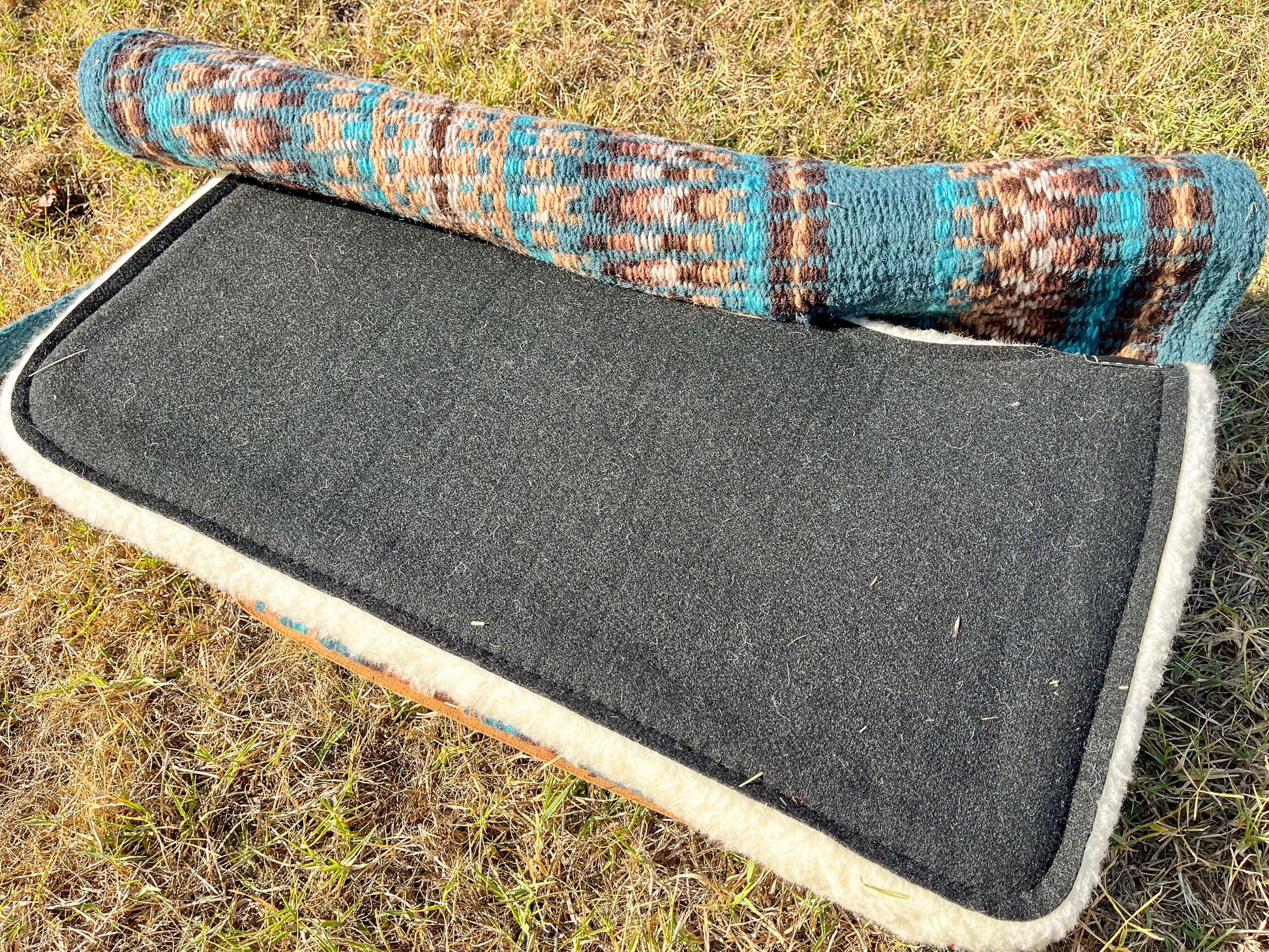 Tapis de selle western Classic Equine SensorFlex 1 pouce avec dessus en laine et dessous en laine Mérinos, extérieur du pad sensor flex