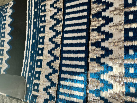 Show pad western premium bleu noir blanc avec détails argentés, motif zoom