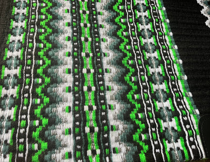 Show pad western premium en laine de mérinos tissé main, couleurs noir, vert et argenté

