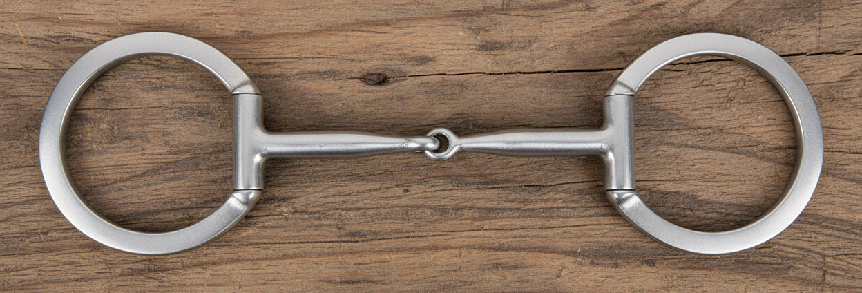 Mors à anneaux en D Classic Equine | Précision, confort et contrôle