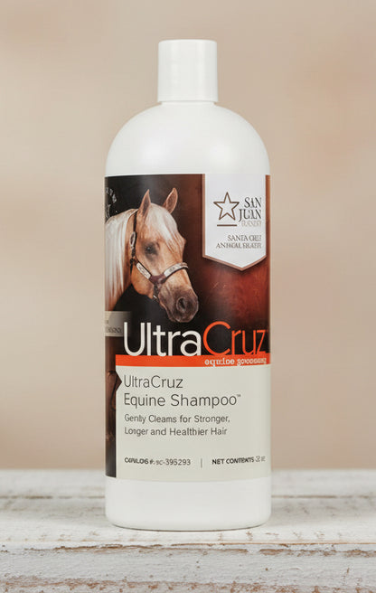 Shampoing UltraCruz pour chevaux, nettoie en douceur, renforce le poil et les crins pour plus de longueur et meilleure santé